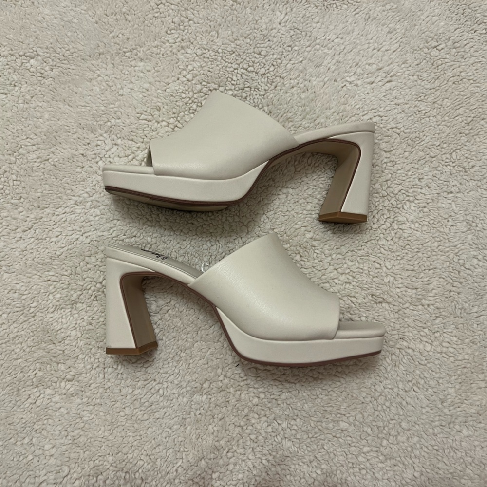 SW Cream Platform Sandals